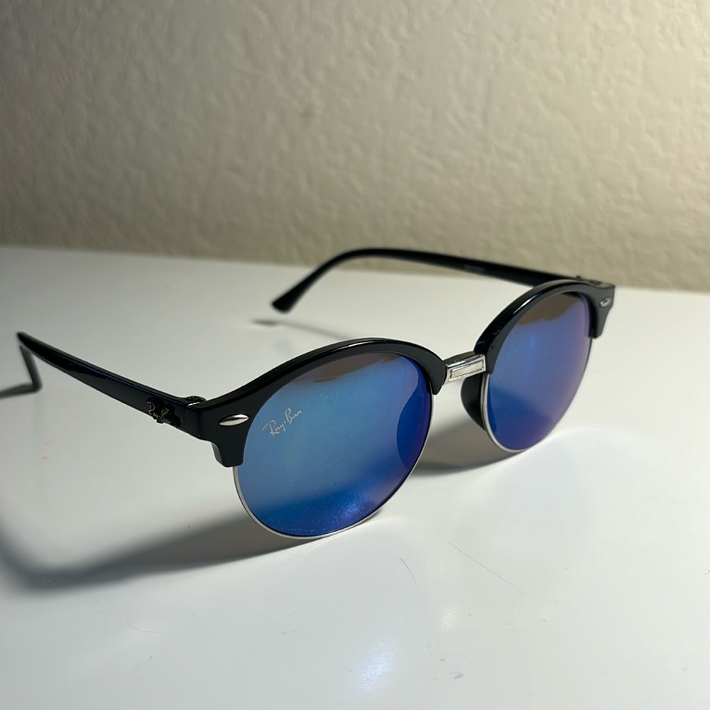 RAY-BAN Sunglasses Aviator Style